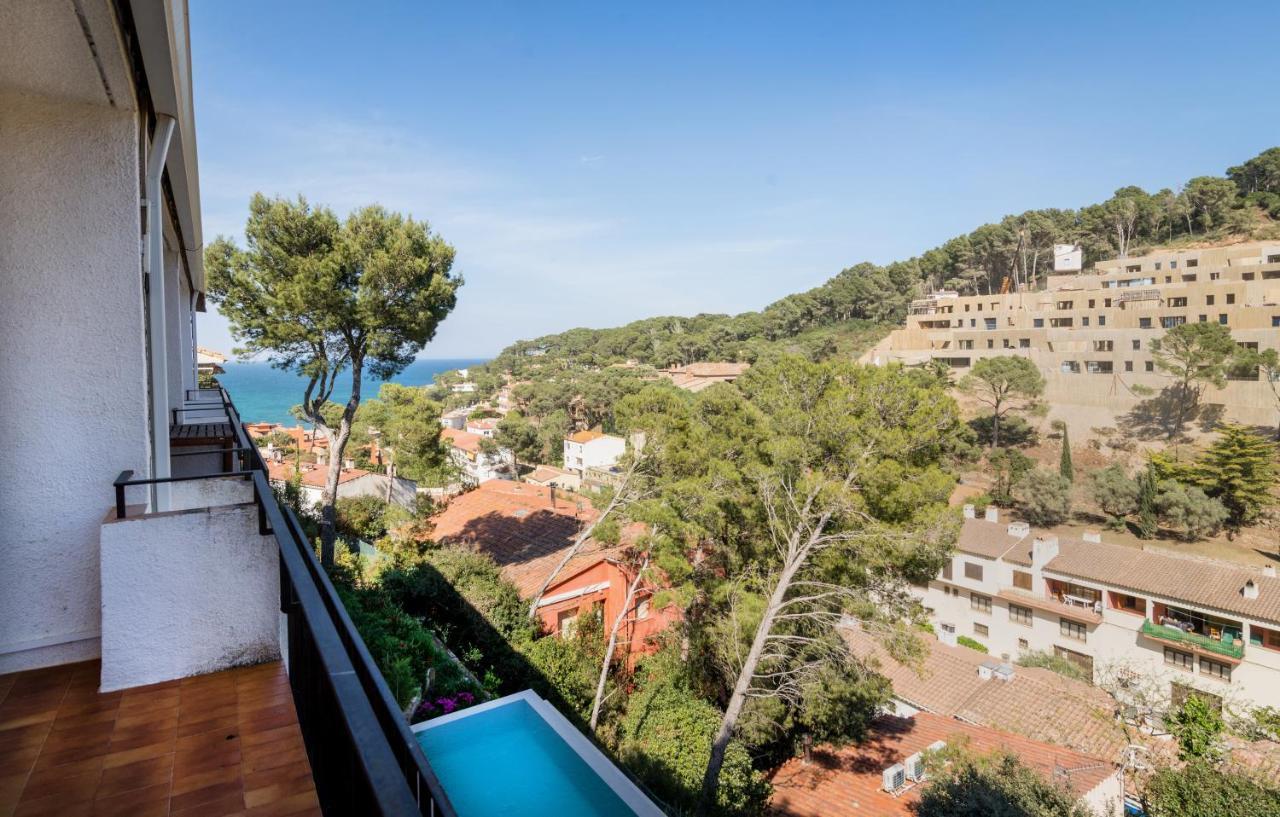 La Vie En Rouge Sa Riera Duplex, Private Parking Apartment Begur Bagian luar foto